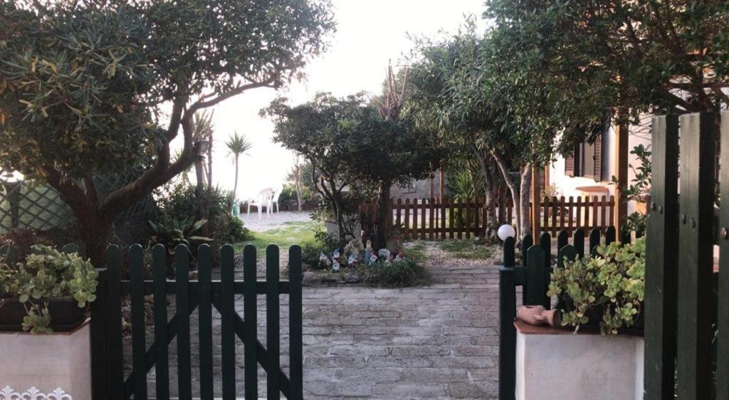 I Girasoli - Casa Alina Tresnuraghes Buitenkant foto